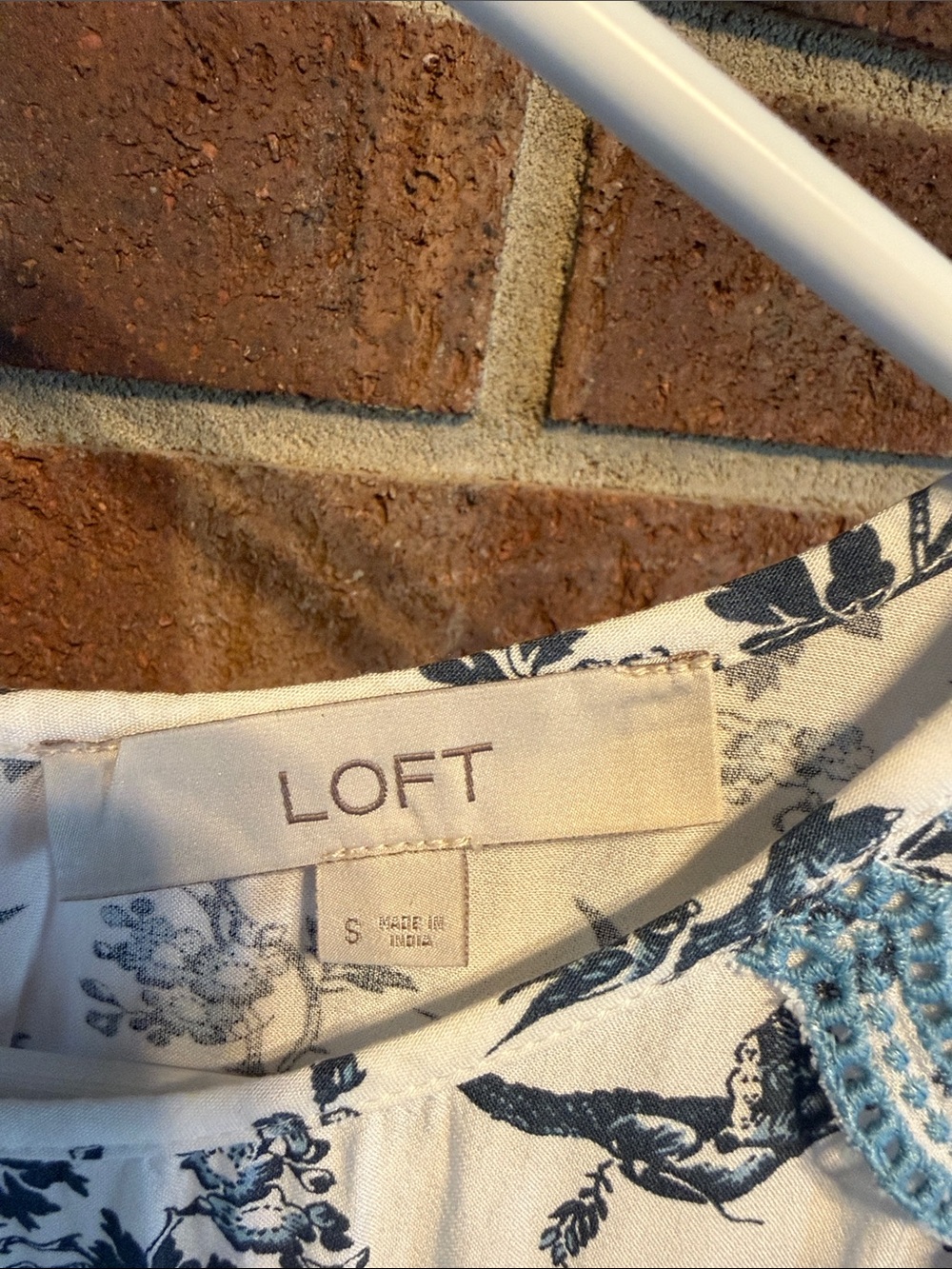 LOFT Cream Top with Blue Floral and Lace-Trim Flutter Sleeves - Picture 2 of 4